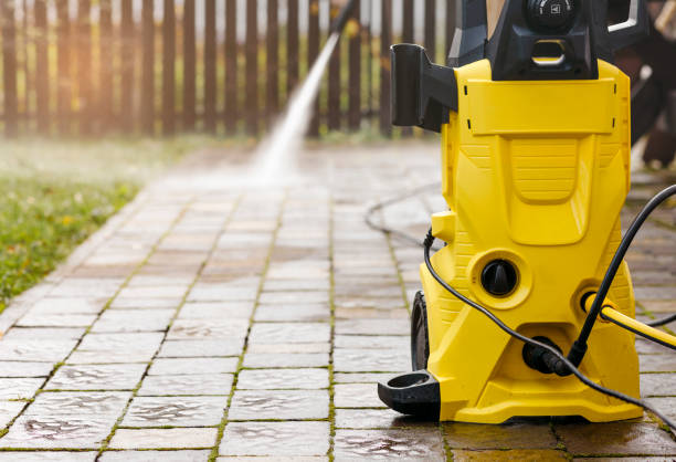 Best Pool Deck Cleaning  in Las Campanas, NM